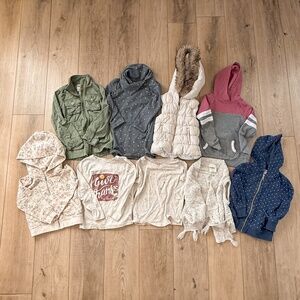 GIRLS COZY AND PREPPY FALL AND WINTER CLOTHING BUNDLE SIZE XS/4T/5T